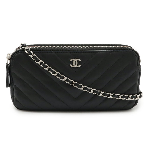 CHANEL Black Lambskin Leather Clutch Bag - Picture 1 of 10